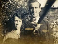 First Photo From Selfie Stick Clicked in 1926