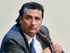 Costa Concordia Captain Says Gravity Forced Him Off Disaster Ship