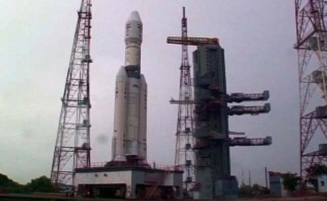 ISRO's Big Launch Today: Testing India's Largest Rocket and an Astronaut Capsule
