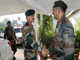 Army Chief Reviews Operations in Volatile Assam Army Chief Reviews Operations in Volatile Assam