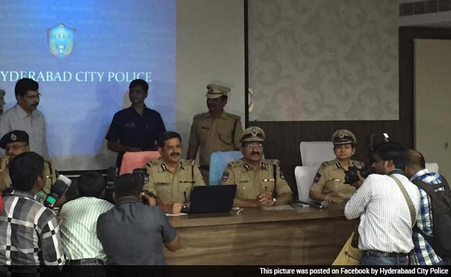 All Hyderabad Police Stations to Be On Facebook Soon