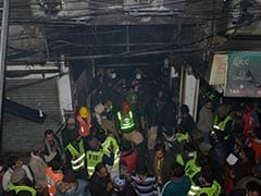 Fire Breaks Out in Lahore Market, 13 Dead