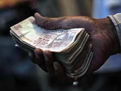 Burglars Loot Rs 32 Lakh From Hyderabad Bank in Night Heist