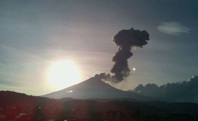 Mexican Volcano Spews Ash 3.5 Km High