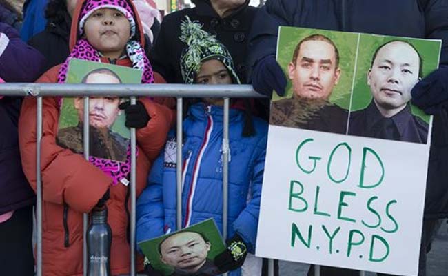 Thousands Expected for Murdered New York Police Officer's Funeral 