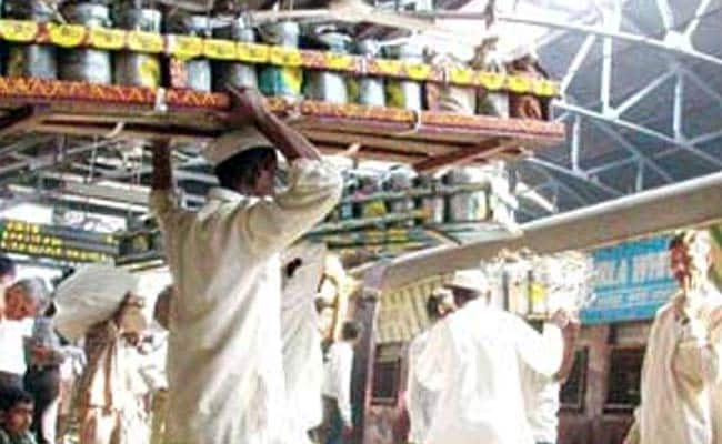 Dabbawalas to Promote Habit of Washing Hands Before Eating