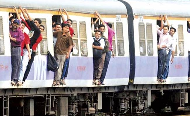 Mumbai: Suburban Trains Travel Thrice the Earth's Circumference Daily!