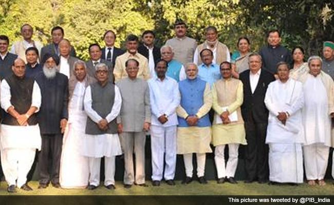 Manmohan Singh Talked of Restructuring, Not Replacing the Planning Commission: Tarun Gogoi