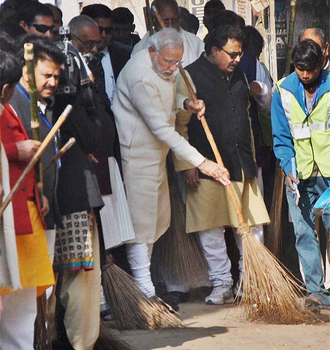 Karnataka, Delhi, Tamil Nadu Lead Swachh Bharat Campaign