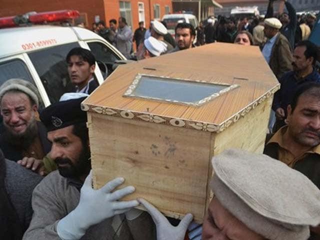 Live Blog on Peshawar School Attack: Will Wage War On Terror Till Not a Single Terrorist Left, Says Pakistan PM