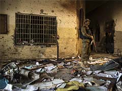 Pakistan Army Chief Signs Death Warrants for Six Militants