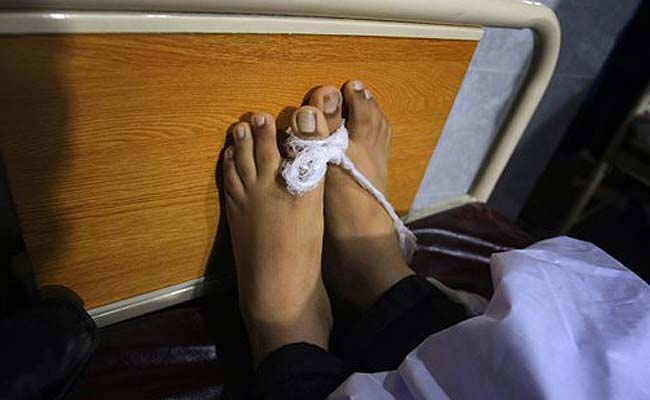 Over 120 Killed as Taliban Suicide Bombers Attack Peshawar School: Pakistani Officials