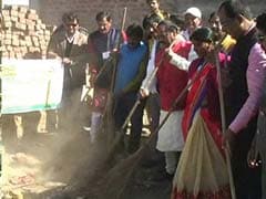 New Jharkhand Chief Minister Picks up a Broom, Cleans Ranchi Locality