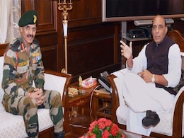 राजनाथ सिंह ने पर्रिकर, एनएसए और सेना प्रमुख के साथ भारत-पाक सीमा की स्थिति की समीक्षा की राजनाथ सिंह ने पर्रिकर, एनएसए और सेना प्रमुख के साथ भारत-पाक सीमा की स्थिति की समीक्षा की