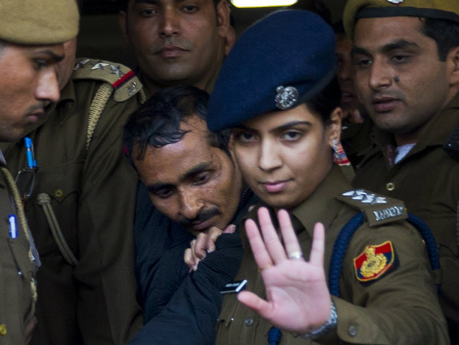 Delhi Top Cop Tweets Live Updates About Uber Rape Case