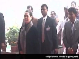 Congress Marks 130th Foundation Day in Delhi, Rahul Gandhi Not Present at Function Congress Marks 130th Foundation Day in Delhi, Rahul Gandhi Not Present at Function