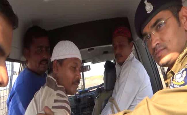 In Gujarat, Police Drill Uses Men with Skullcaps to Play Terrorists