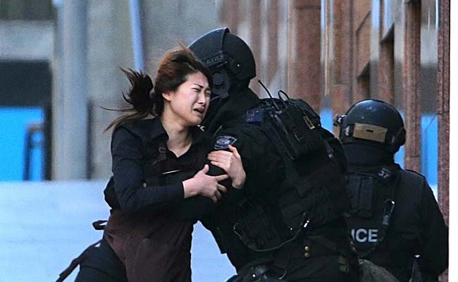 Sydney Hostage Crisis: 5 People Run Out of Cafe, Say Police