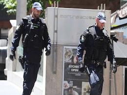 Australian Police Say No Contact with Hostage-Taker in Sydney Cafe Australian Police Say No Contact with Hostage-Taker in Sydney Cafe