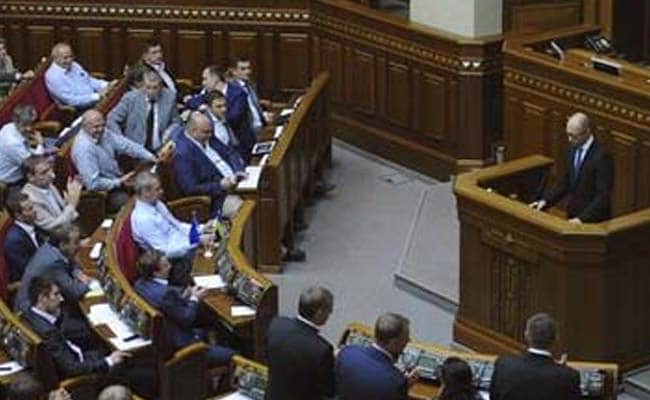 Ukraine Parliament Fires Powerful Security Chief