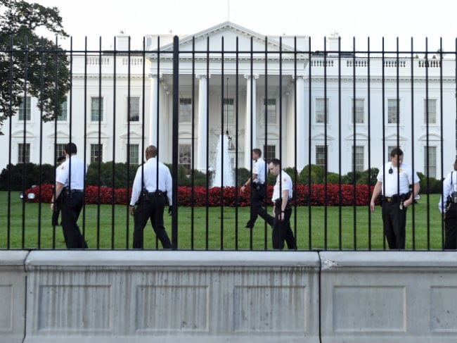 White House Fence Must be Raised Immediately: Panel
