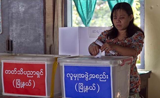 Yangon Votes for First Time in 60 Years 