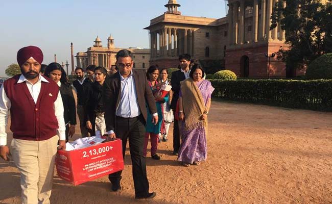 Accident Victims Appeal to PM Modi For Stringent Law on Road Safety