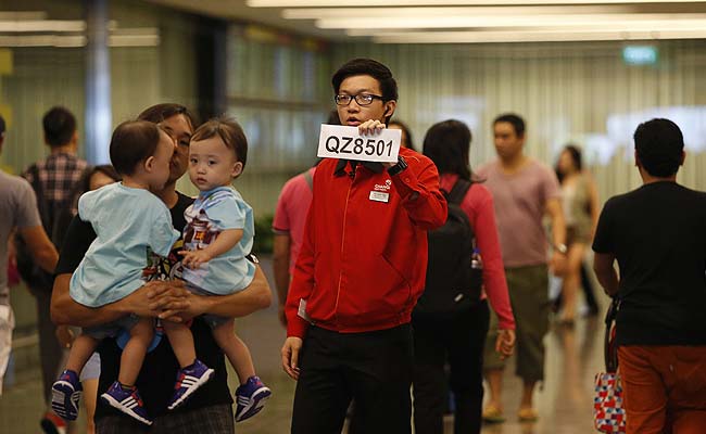 Britain Confirms One of Its Nationals on Missing AirAsia Jet