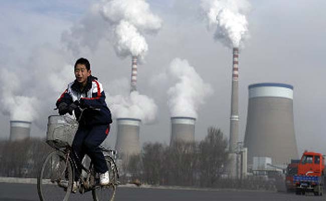 Top Firms' Greenhouse Gas Emissions Rise, Despite Call for Cuts 