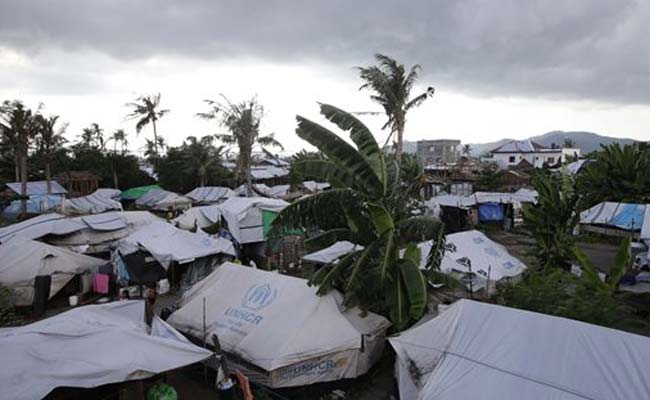 Lives of Danger, Poverty on Philippines' Typhoon Coast