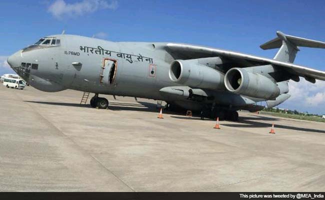 India Sends Water in 5 Large Planes to Maldives