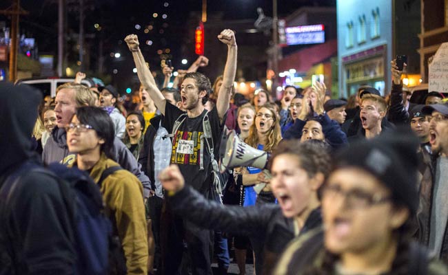 New York Set for Fifth Day of Protests Over Police Violence After West Coast Clashes