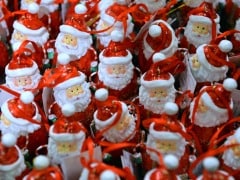 Dancing Santas, Christmas Trees, Snow: New Finds for Christmas Shoppers
