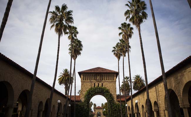 For Stanford Class, a Brand New World in Which Men Ruled