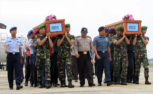 AirAsia Bodies Recovered, Some Still Belted Into Seats