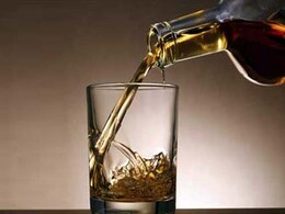 Liquor Smuggler Held in Haridwar Liquor Smuggler Held in Haridwar