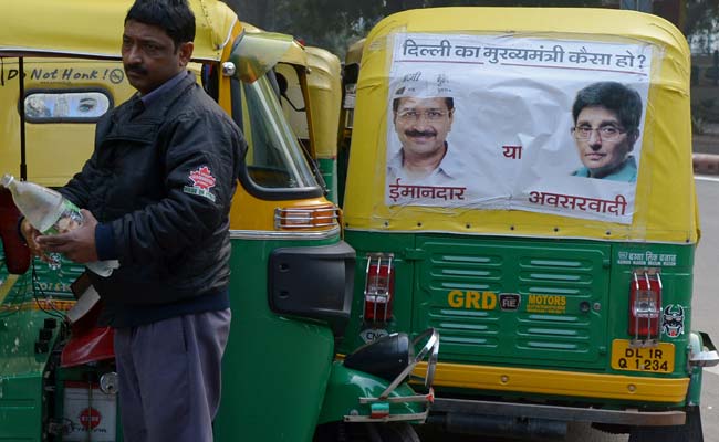 A Big No-No. Kiran Bedi Warns Kejriwal to Stop Using Her Photos