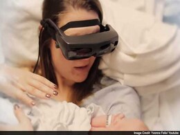 Video Shows Blind Mother Seeing Baby for First Time Video Shows Blind Mother Seeing Baby for First Time