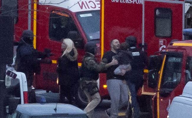 Four Hostages Dead in Paris Supermarket Crisis: Police Officials