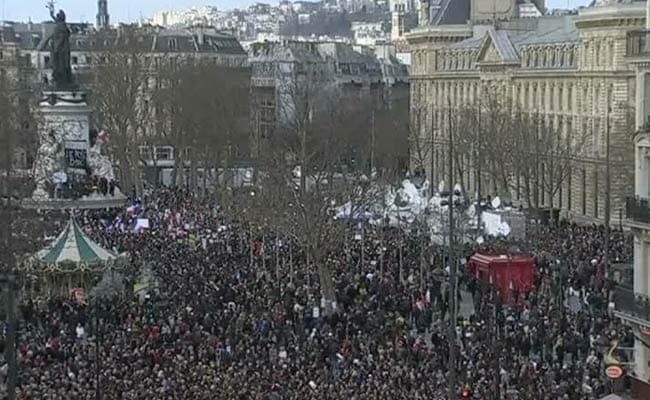 Tens of Thousands Gather for Paris March