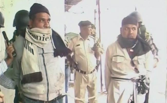 Now, Gujarat Policemen Make Dummy Terrorists Shout 'Islam Zindabad'