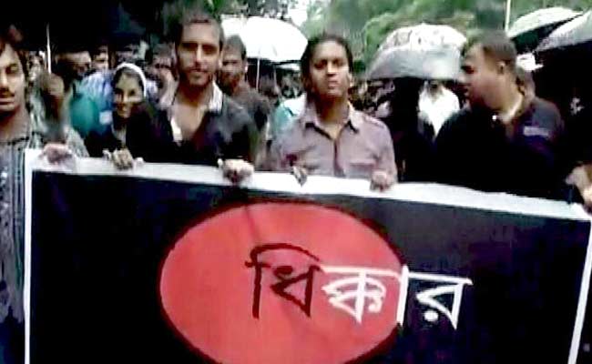 Jadavpur University Students Launch 'Fast Unto Death' Demanding Vice Chancellor's Removal