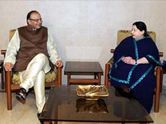 Finance Minister Arun Jaitley Meets Former Tamil Nadu Chief Minister in Chennai