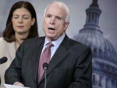 John McCain Urges Donald Trump to Apologise to US Military Families