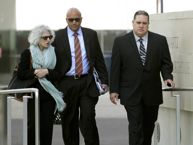 Highest US Officer Yet Admits Guilt in Bribery Scandal