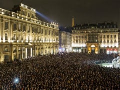 World Leaders, Media Groups Condemn 'Barbaric' Paris Attack