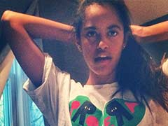 Rare Glimpse of Barack Obama's Daughter Causes Online Stir