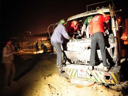 62 Killed As Bus Crashes into Oil Tanker in Southern Pakistan 62 Killed As Bus Crashes into Oil Tanker in Southern Pakistan