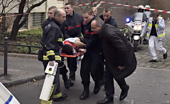 Islamic State Fighter Praises Attack on Paris Satirical Magazine 
