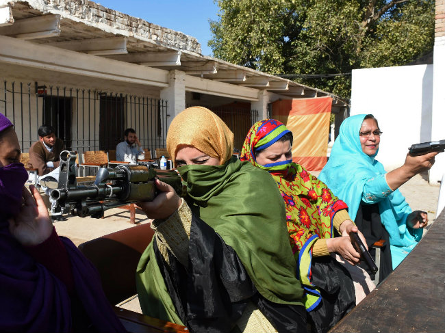 After Peshawar Massacre, Pakistani Teachers Get Gun Training